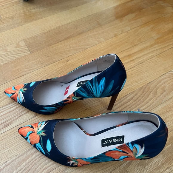 Nine West Green and Orange Pumps Size Sz 9 - Picture 3 of 7